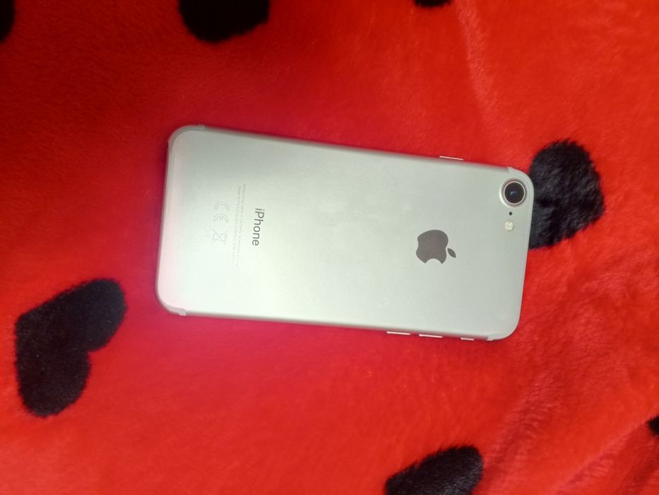 iPhone 7 în stare foarte bună