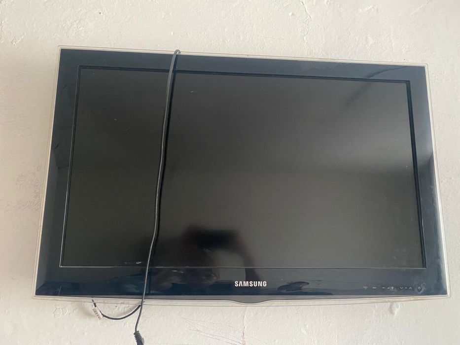 Продам телевизор