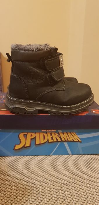 Зимни детски боти
