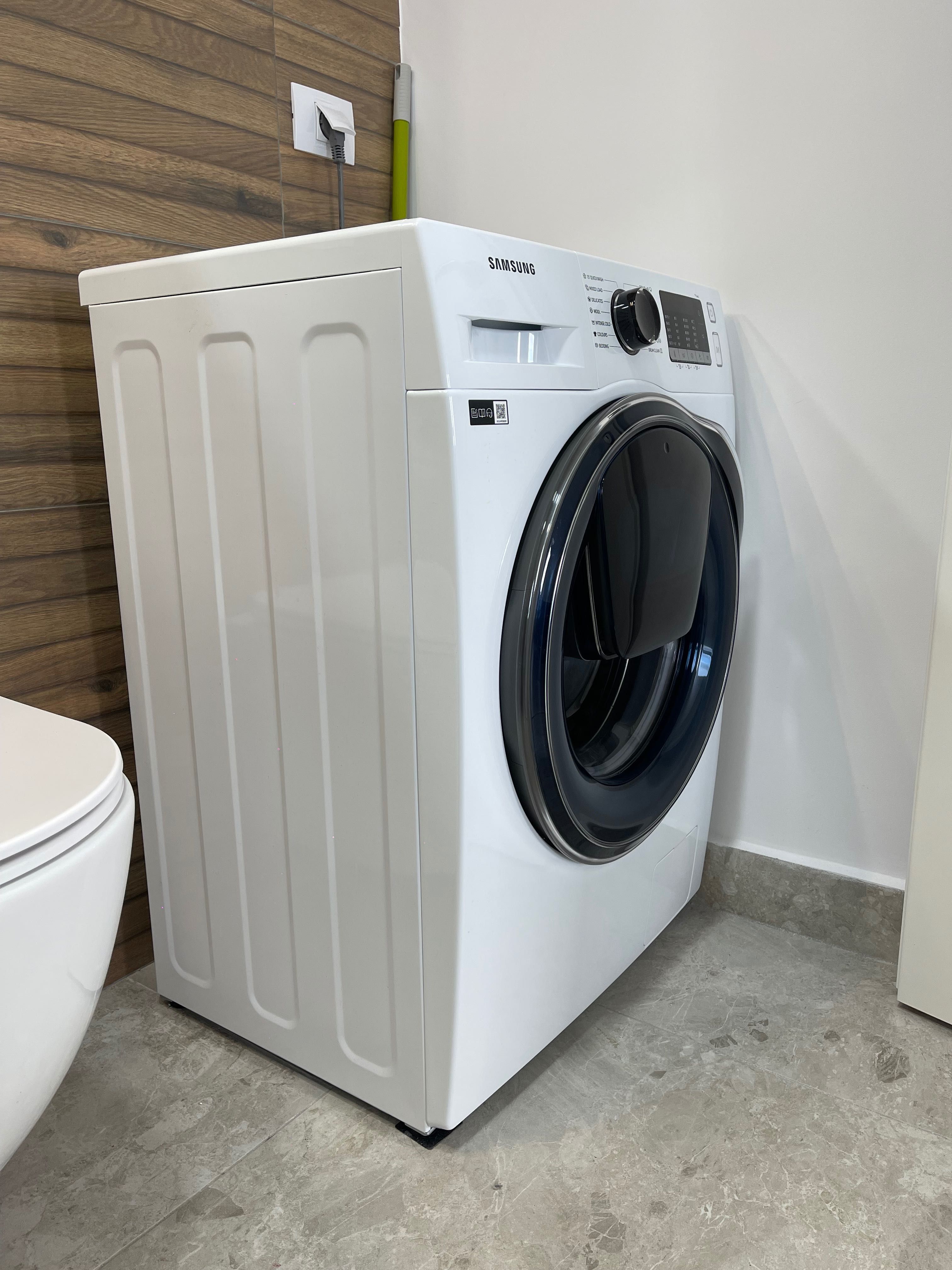 Masină de spălat rufe Slim Samsung, 8 kg (ca nouă, 5 ani garanție)