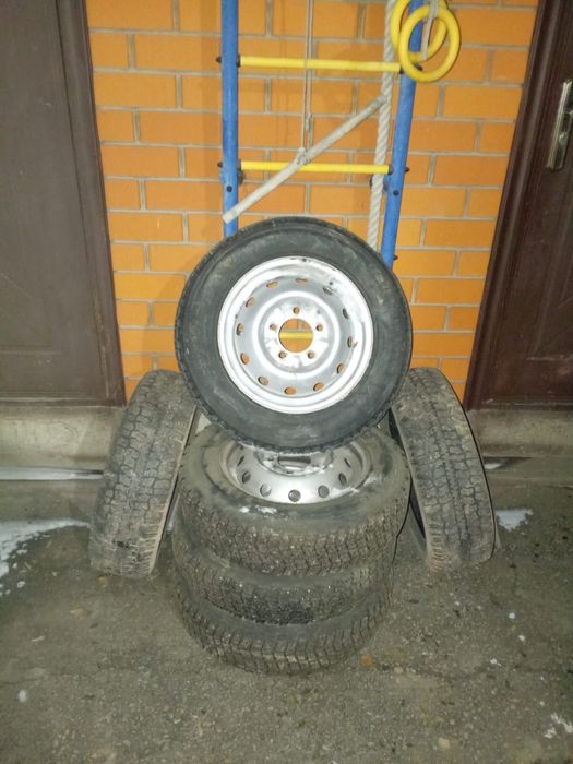 Продам зимние шины