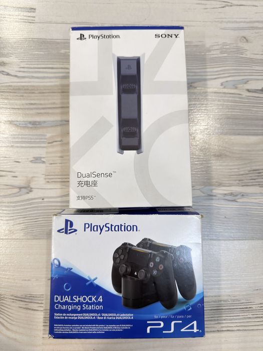 Зарядное для джойстиков ps5,ps4