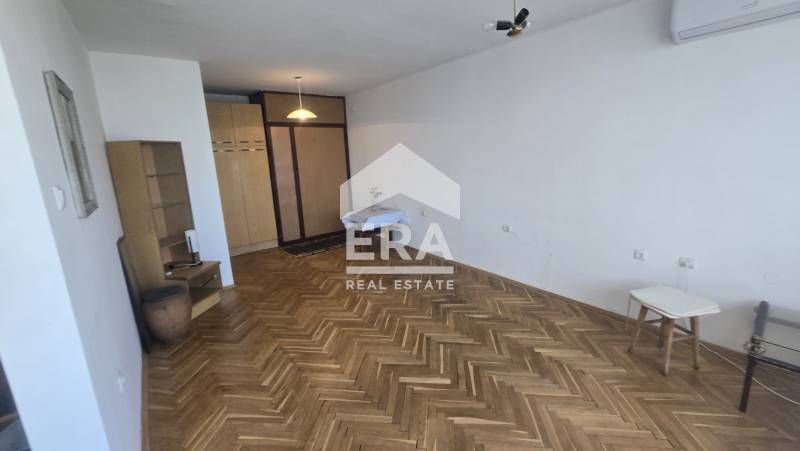 Дава се под наем Двустаен апартамент в София, Борово - 46 кв.м за 357 € - Снимка #1