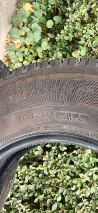 Зимни гуми за бус  16-ки  4 броя 225/75/16С MICHELIN