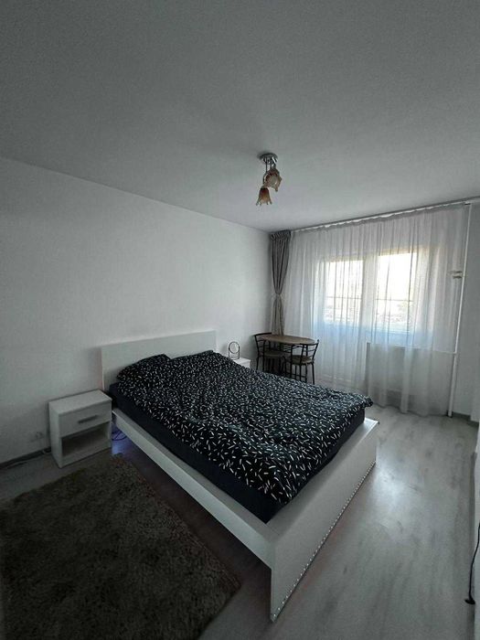Inchiriez apartament cu o camera, zona Calea Buziasului