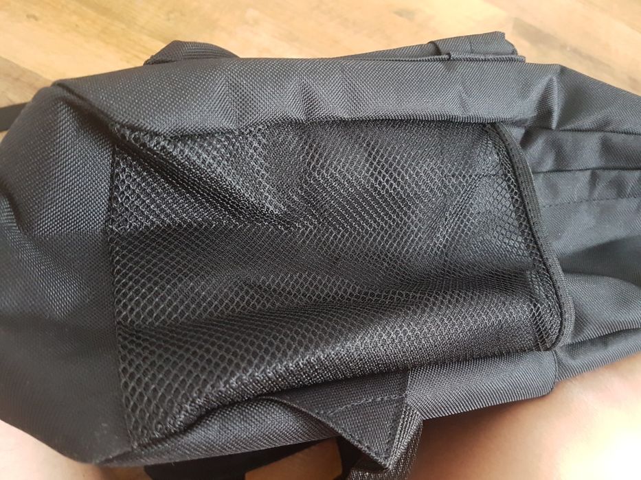 Ghiozdan/rucsac/geanta laptop/cadou anime Attack on Titan