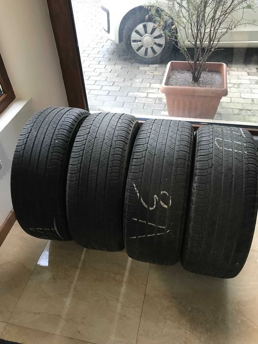 Гуми Michelin Latitude Tour HP M+S 235/55R17 99V