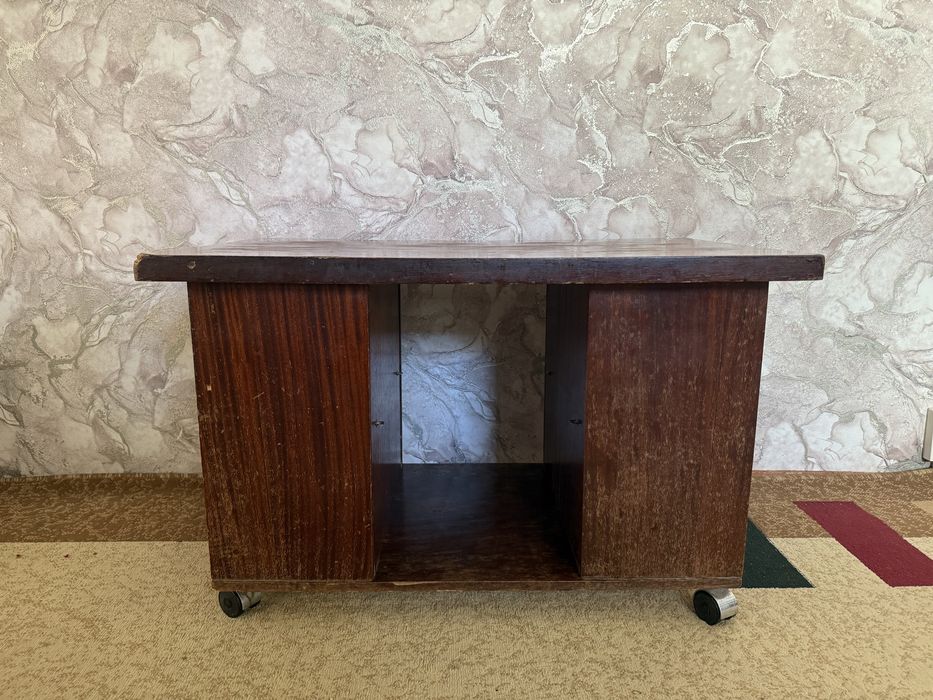 журнальный столик