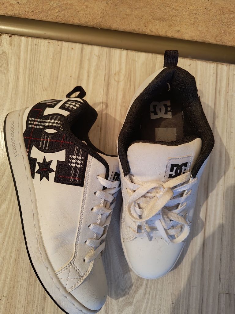 DC SHOES 40.5 размер