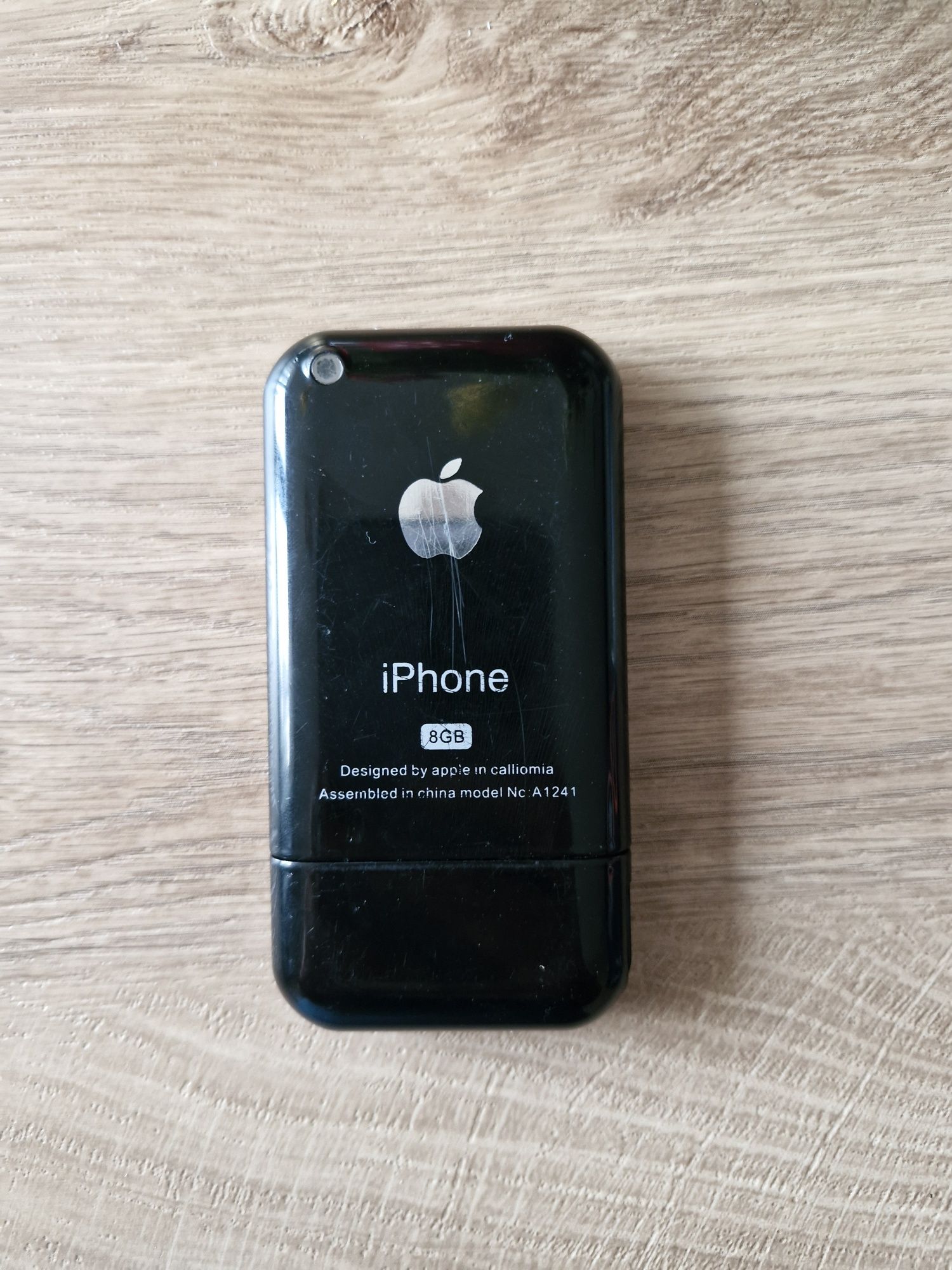Iphone 1 ( 8gb ) De colectie!