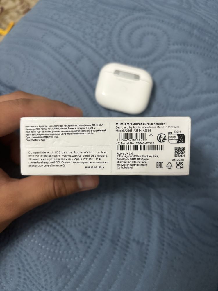 Срочно air pods 3 lightning