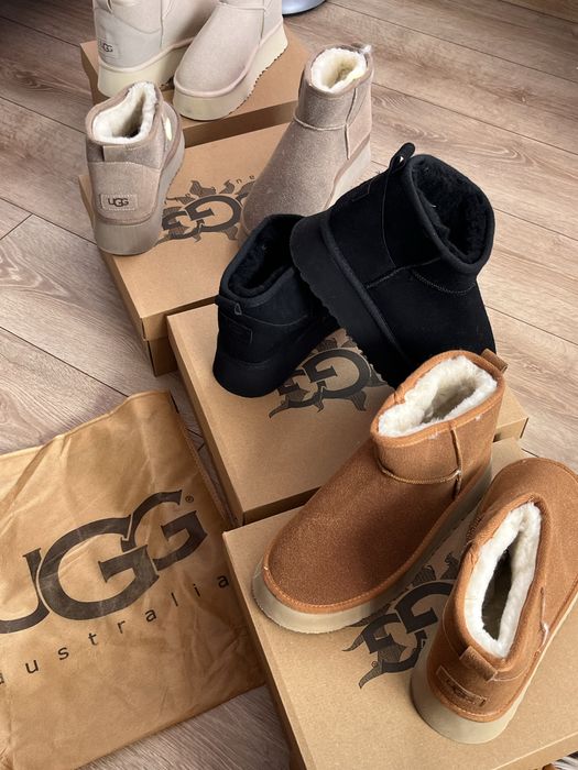 Ghete Noi in cutie si ambalaj