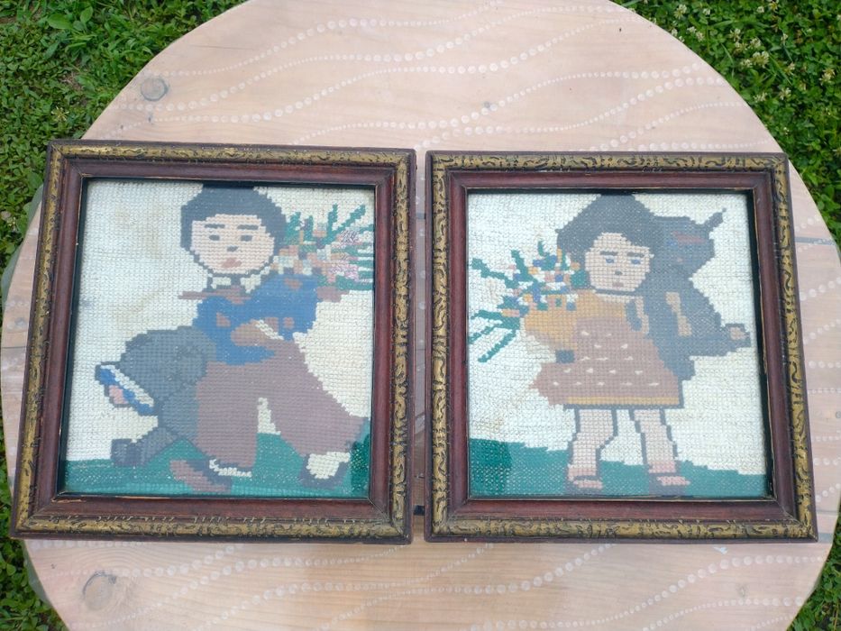 Tablouri vechi cusute manual