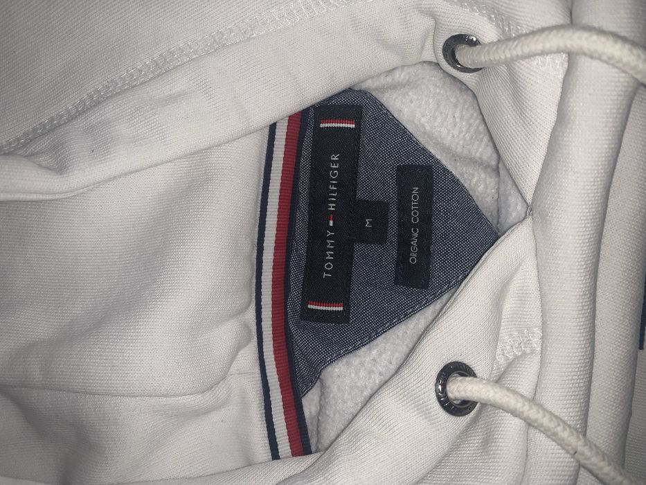 Hanorac tomy l am purtat o spatamana