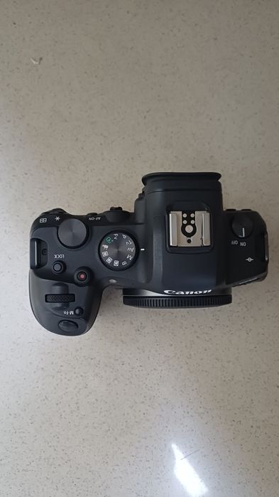 Фотоаппарат кенон R6 сотилади холати яхши