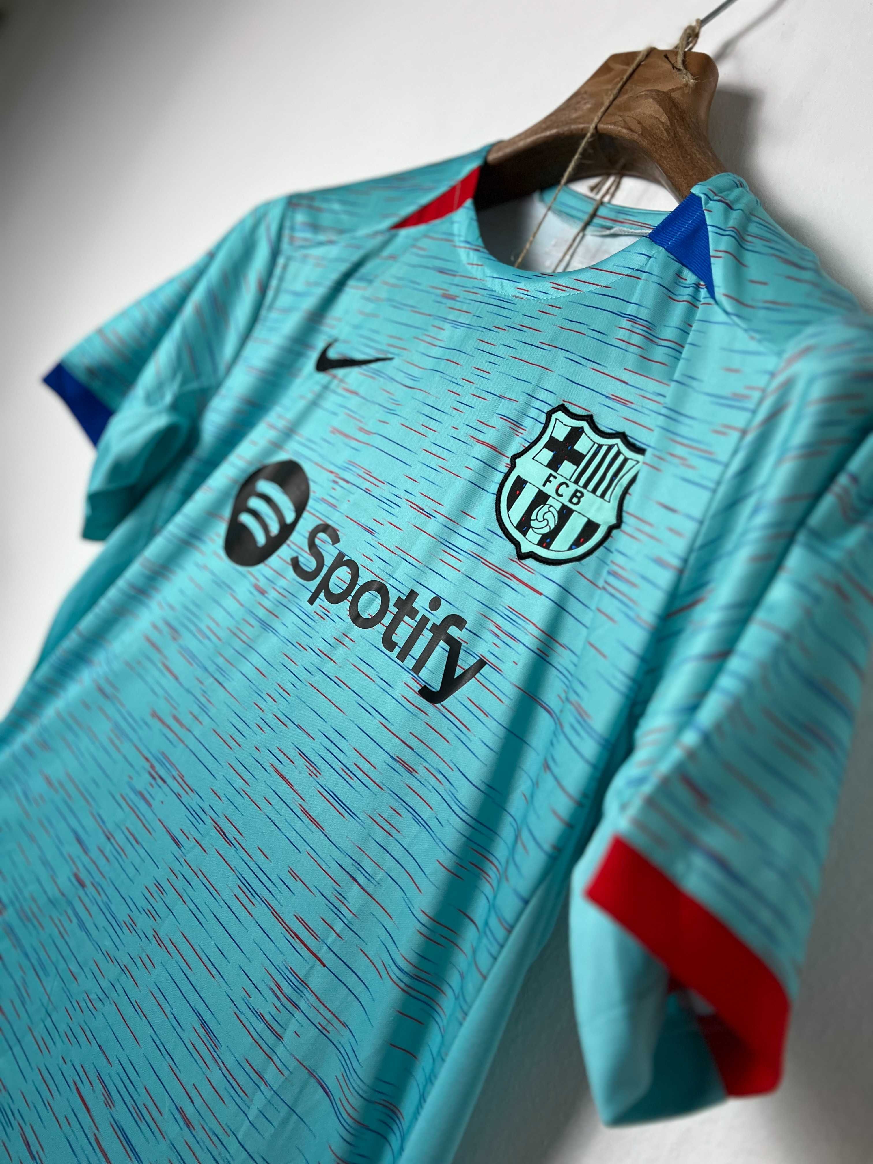 Tricou + Short Dri-FIT FC Barcelona Stadium 2023/24