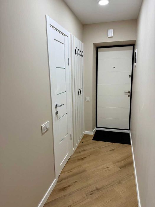 Дава се под наем Едностаен апартамент в София, Студентски град - 36 кв.м за 375 € - Снимка #2