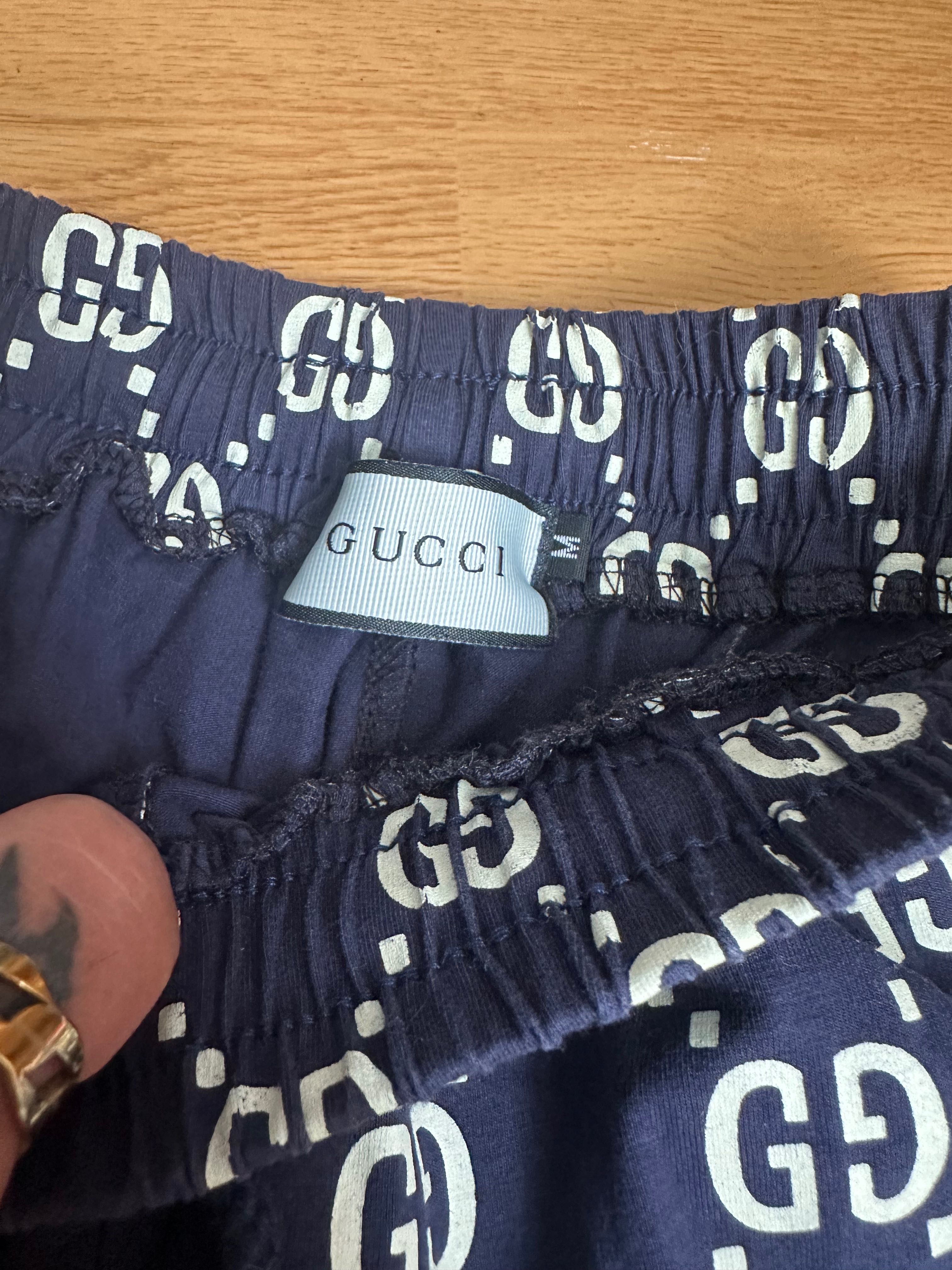 Pantaloni scurți Gucci M