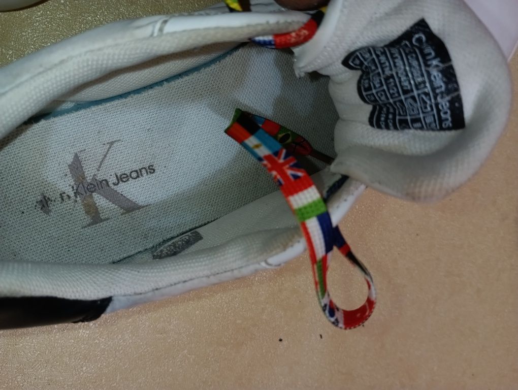 Calvin Klein N 39 - 32 лв