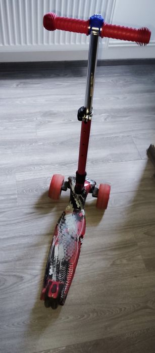 Trotineta copii cu luminite