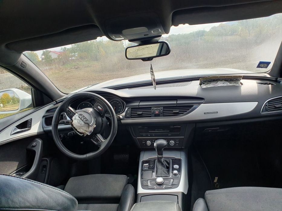 Vând Audi A6 C7 s-line avariat