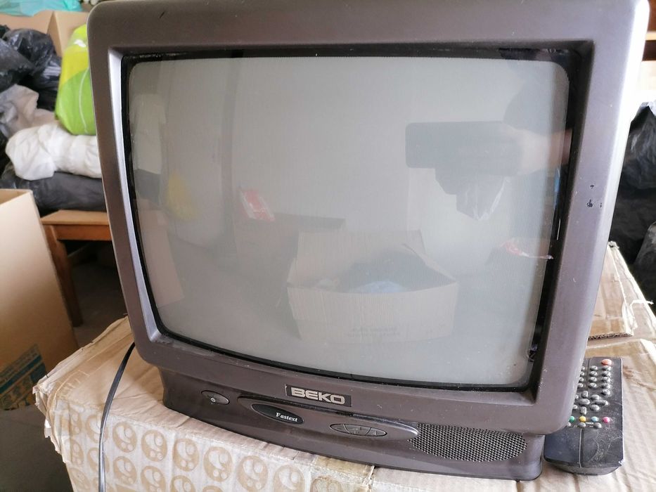 Телевизор БЕКО с дистанционно