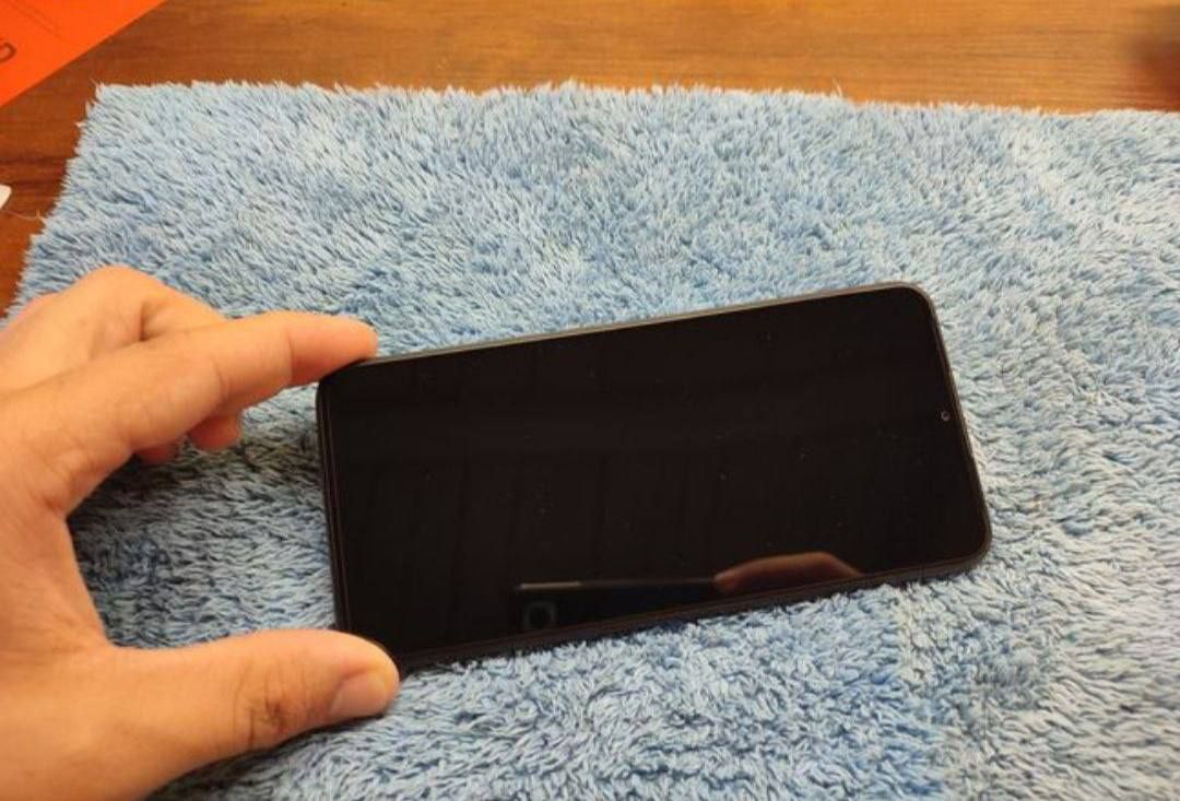 Redmi 9  xotira 64/4