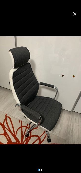 Vand scaun directorial, gri cu negru, nou cu tetiera