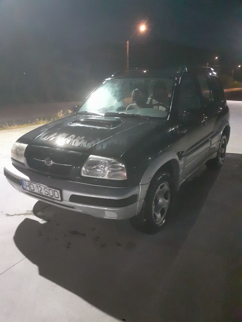 Vând Suzuki Grand Vitara