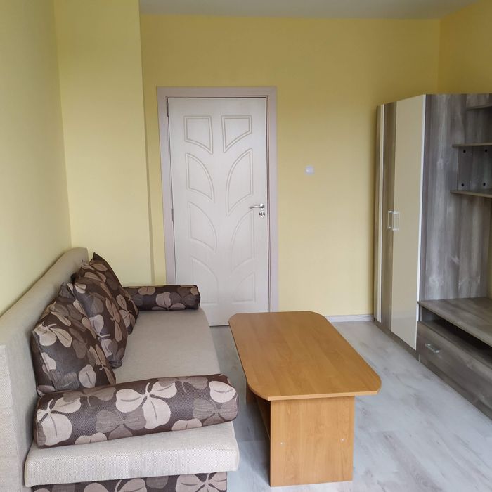 Давам под наем  апартамент в центъра на Димитровград