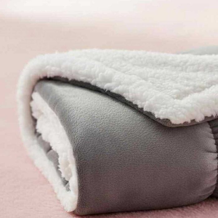 двустранно одеяло тип “Шерпа”