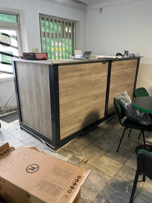 Vând mobilier pentru bar