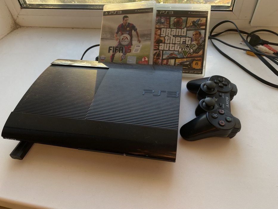 продам sony playstation 3