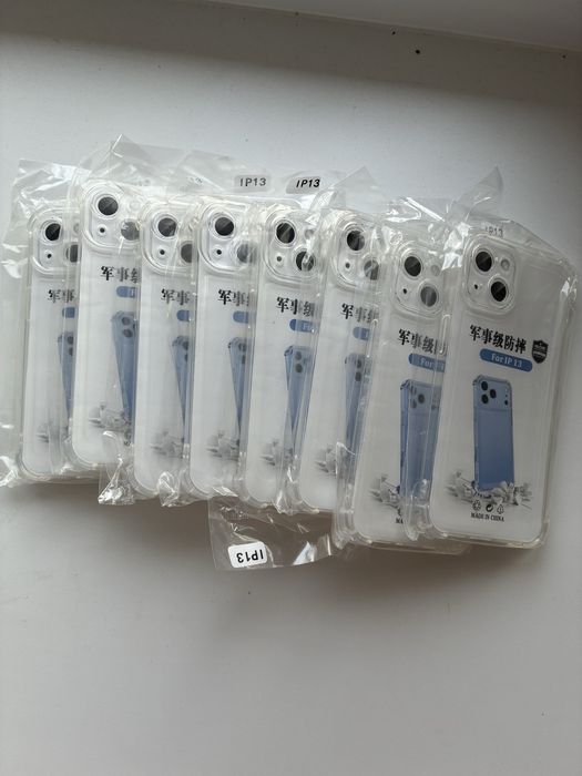 На Айфон 13/14 Чихлы Новые