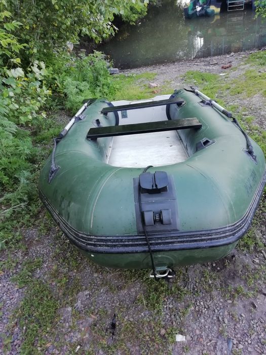 Продам Лодка ПВХ 320.