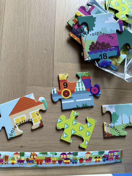 Английски книжки-Pepa pig;Peter rabit;Postman Pat,Немо,Дядо Коледа