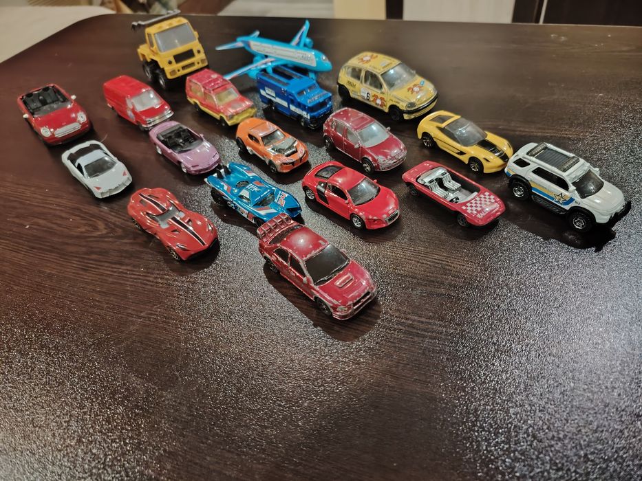 Лот от стари колички