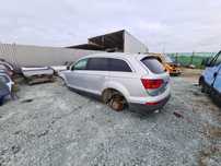 Dezmembram Audi Q7