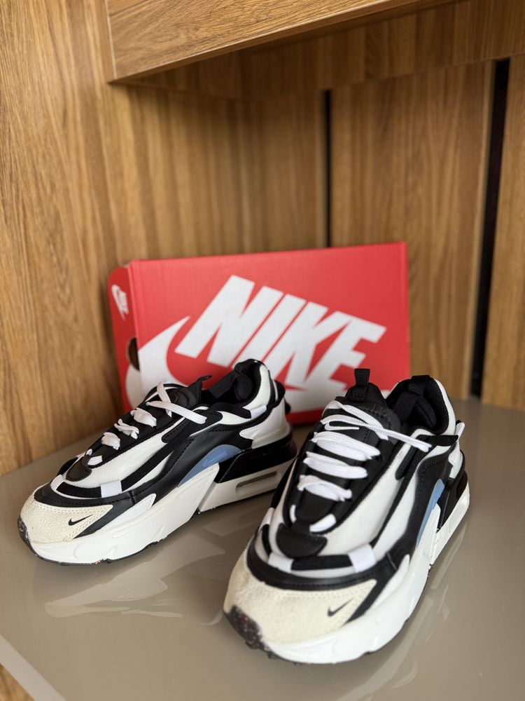Отново NIKE W AIR Max Furyosa