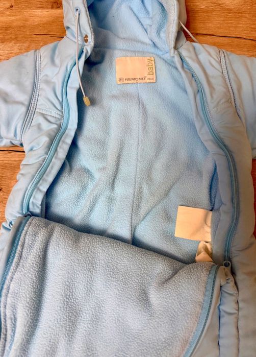 не дорого продаются детские комбинезоны!