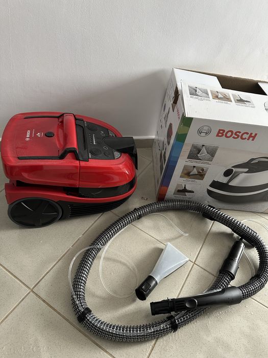 Перяща прахосмукачка BOSCH