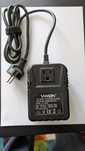 Convertor de tensiune 220v - 110 v 100w