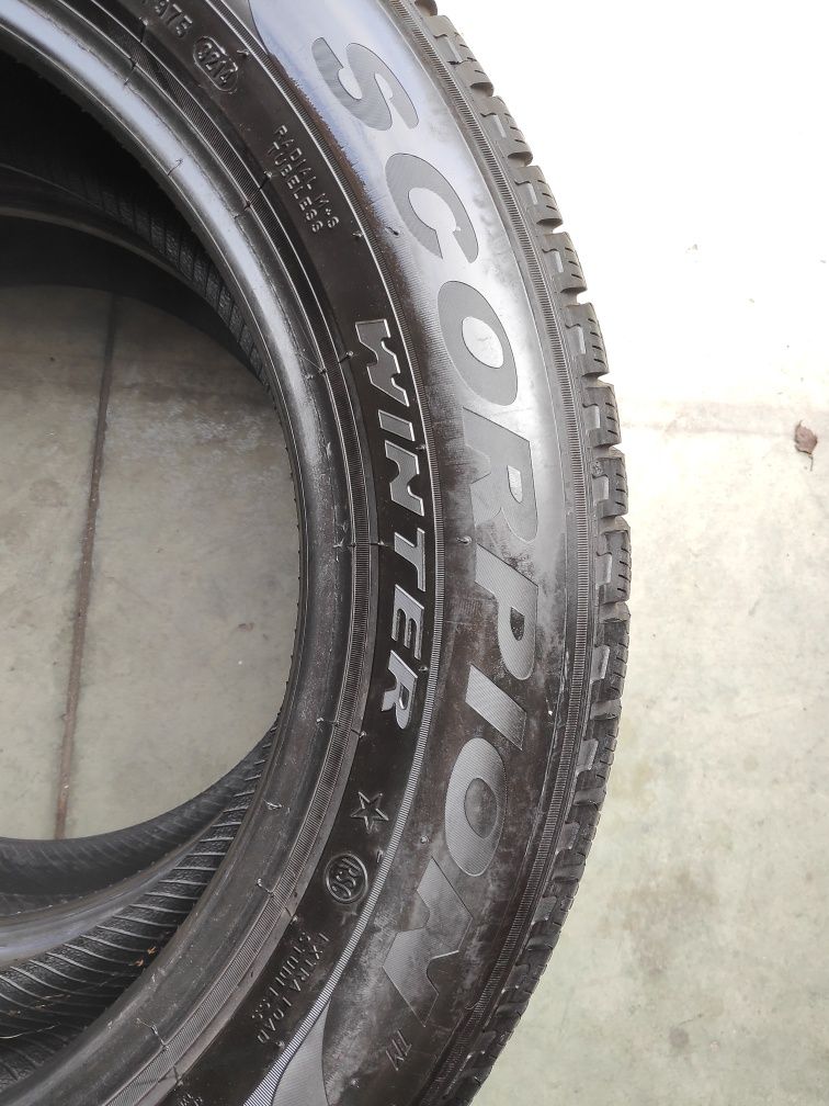 Зимни гуми 255/55/18 Pirelli