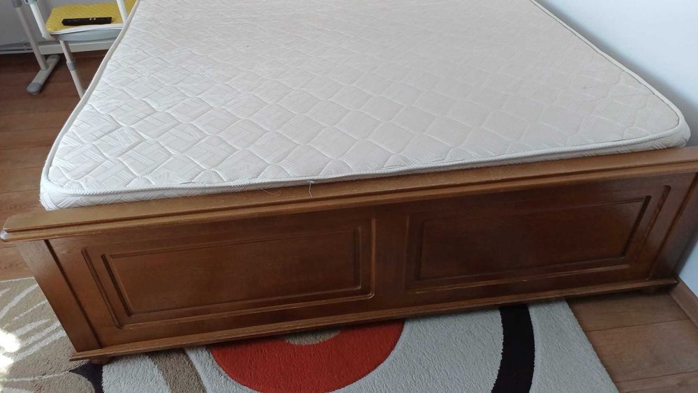 Mobilier de dormitor + mobilă living – Second Hand
