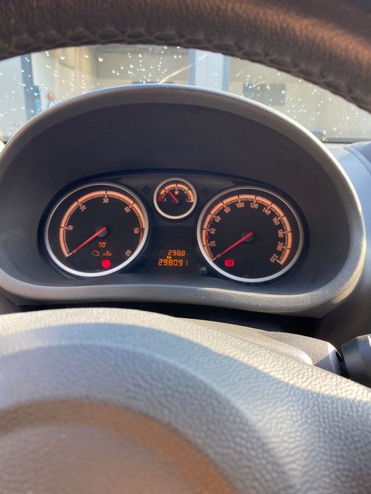 Vând Opel corsa D