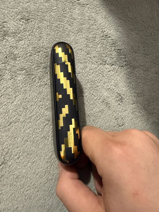 Vand ambele iqosuri ilumi i