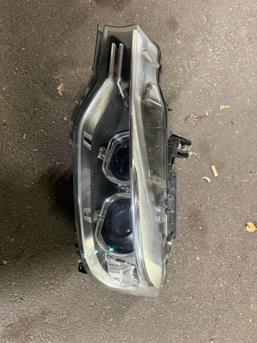 Far stanga bmw f30 xenon adaptiv, led