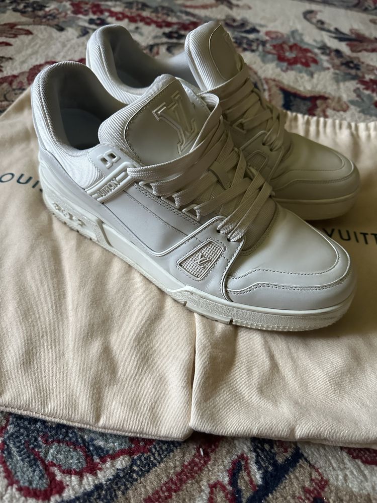 Lv trainer White Size 44