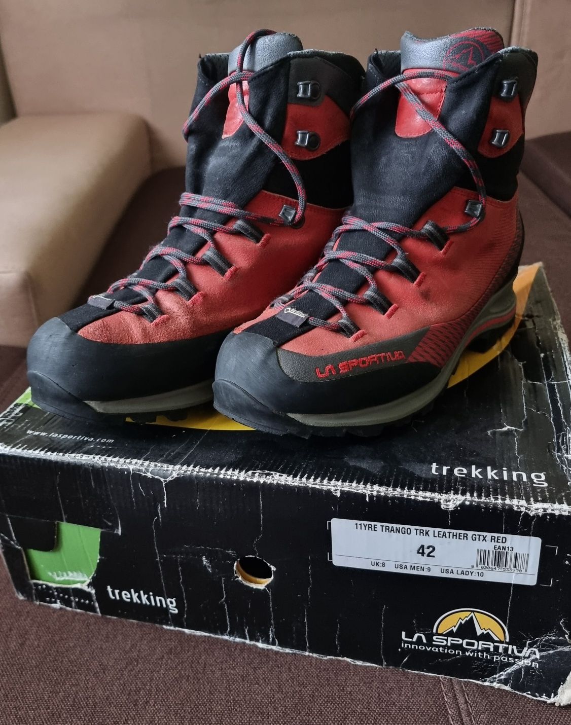 Bocanci La Sportiva Trango TRK Leather GTX 42