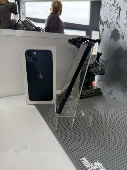 Vand iphone 13 de 128 gb